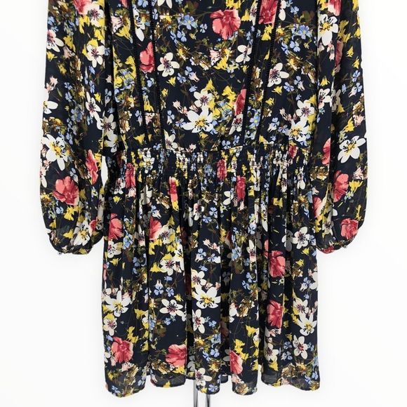 Banana Republic Valeri Long Sleeve Floral Smocked Waist Dress size Medium - Picture 10 of 14